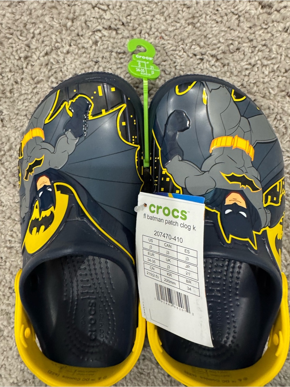 NWT Crocs Kids Batman Patch Clogs J3 Youth 3 DC Comics Superhero Shoes - Picture 5 of 6
